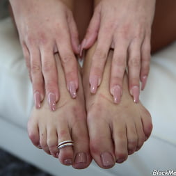 Brooklyn Chase - Black Meat White Feet - Scene 2