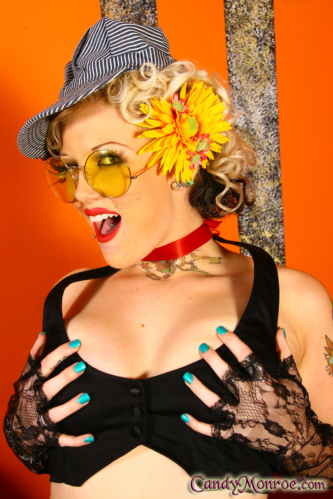 Elmer Wears Panties and Eats Cum - Candy Monroe