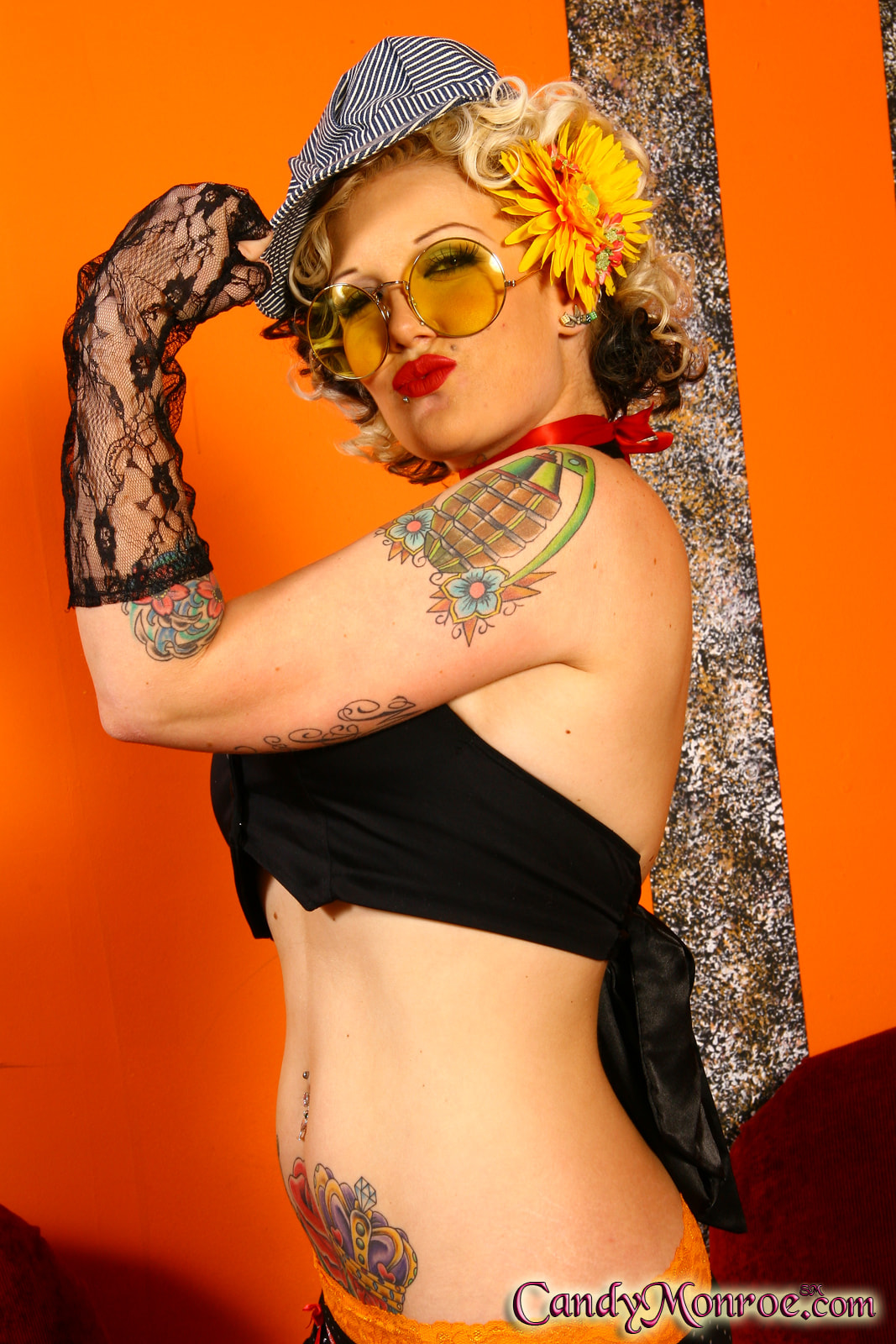 Elmer Wears Panties and Eats Cum - Candy Monroe