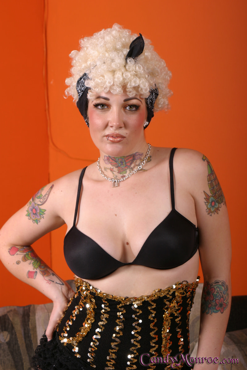 Frío helado y Billy - Candy Monroe