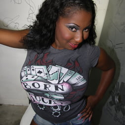 Amore de lujo - Iniciaciones en Glory Hole