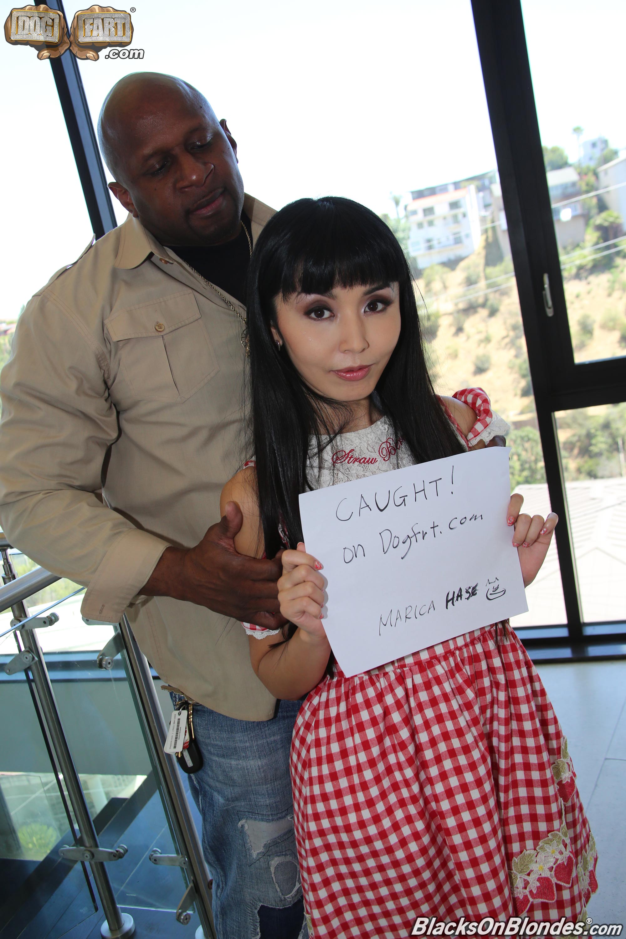 Marica Hase - Negros sobre rubias - Escena 4