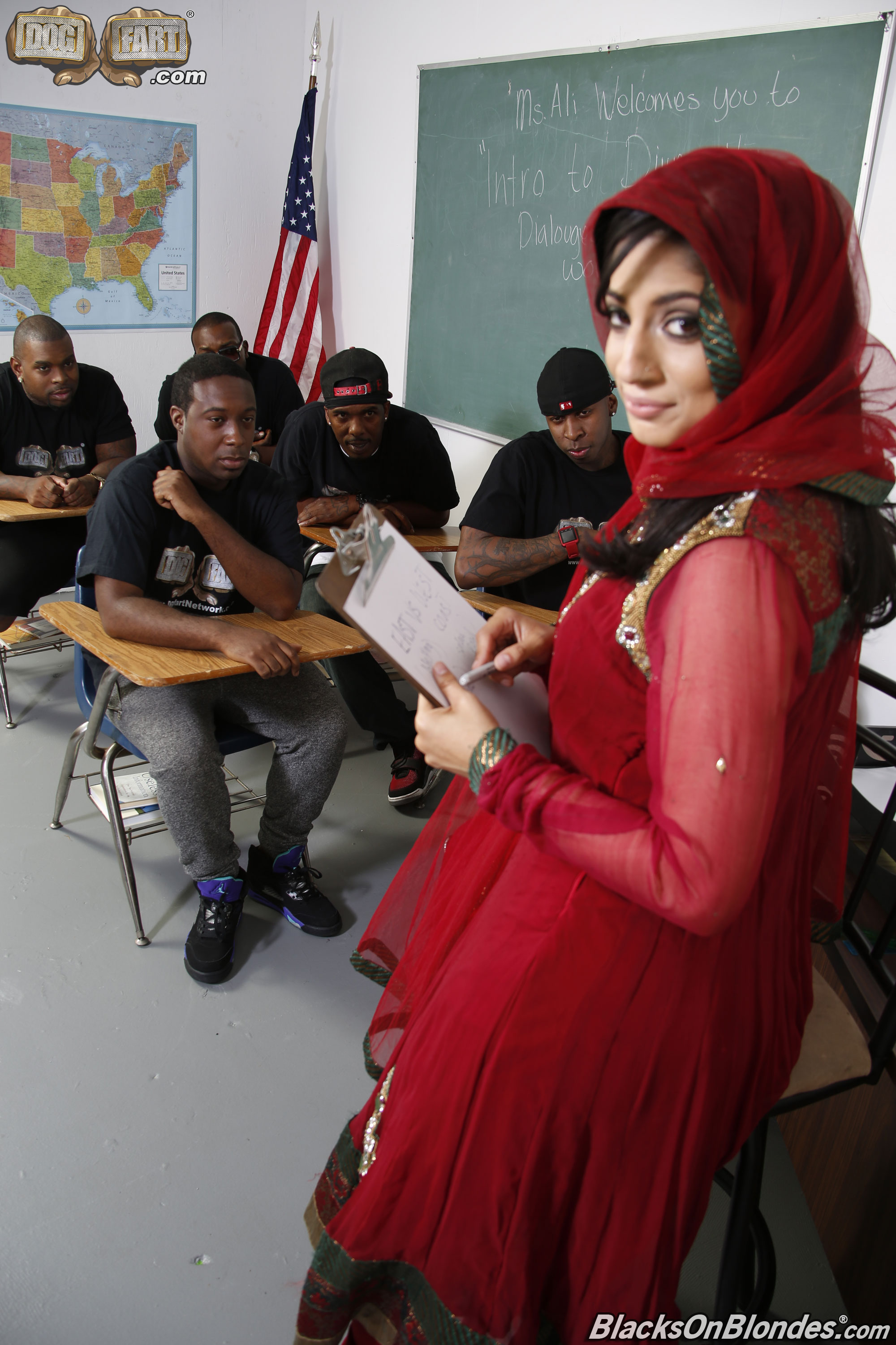 Nadia Ali - Negros sobre rubias