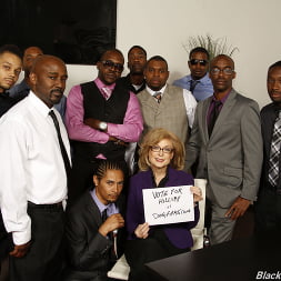 Nina Hartley - Negros sobre rubias - Escena 2