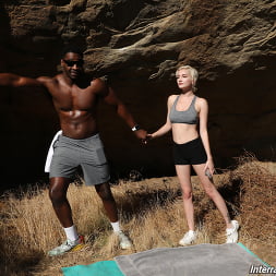 Skye Blue - Pastillas interraciales
